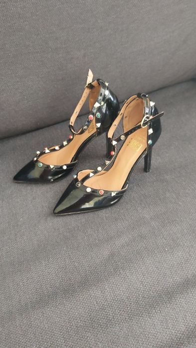 Sapatos de salto