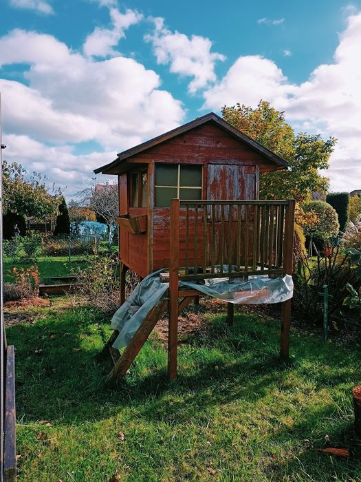 Domek dla dzieci na działkę