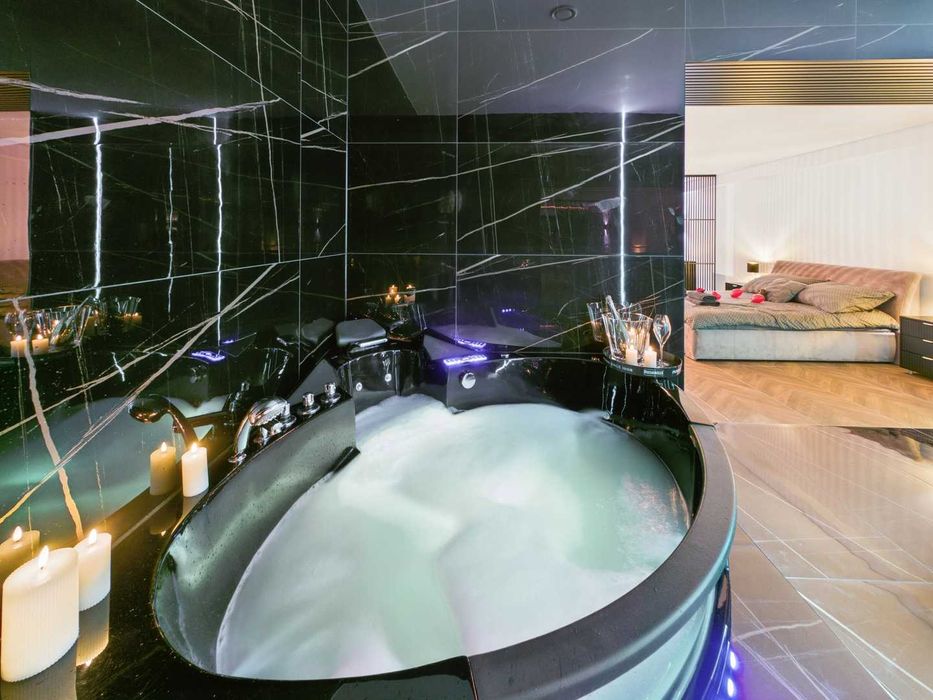 Jacuzzi w Apartamencie Warszawa/Marki