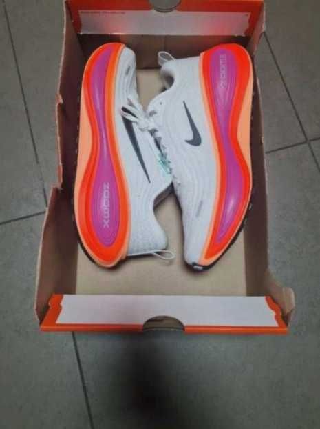Nike_Air_Zoom_Vomero_Plus_Rozmiar.37