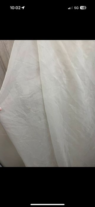 Biala firana na material