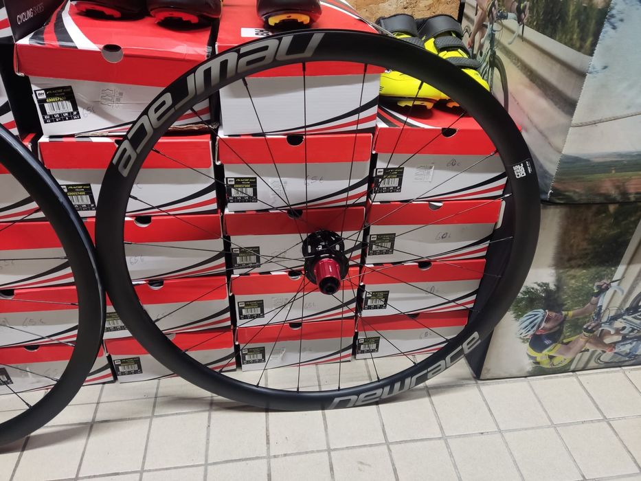 Novas new race comp 35 disco ainda mais leves