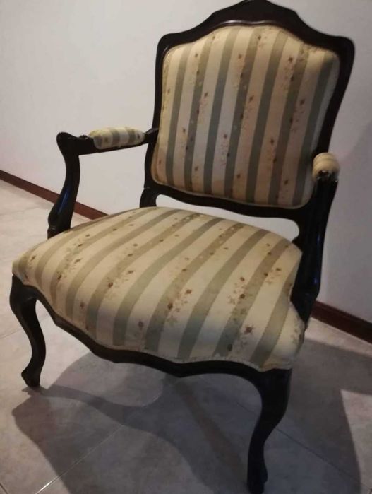 2 Cadeirões vintage.