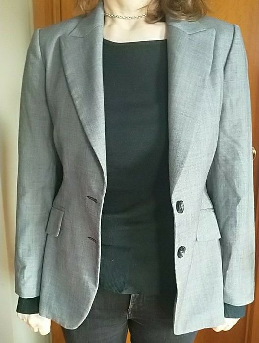 Blazer cinza de senhora