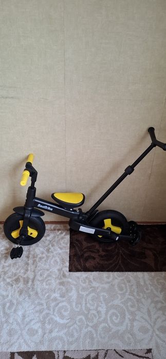 Дитячий триколісний велосипед-трансформер Best Trike