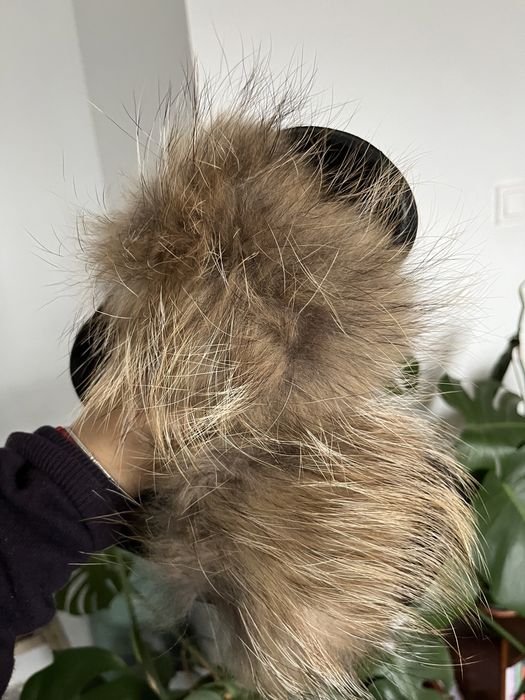 Mega puchate klapki futro naturalne jenot