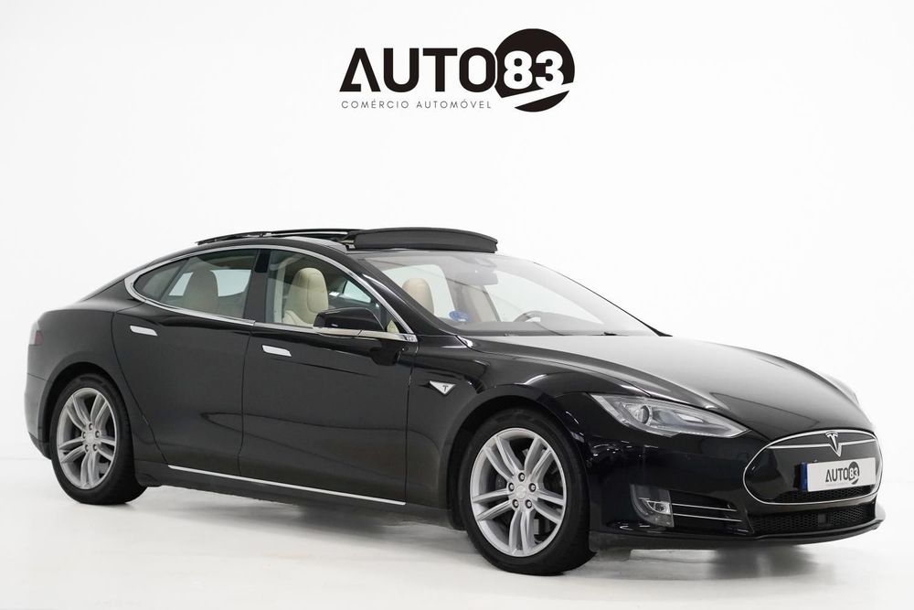 Tesla Model S 90D