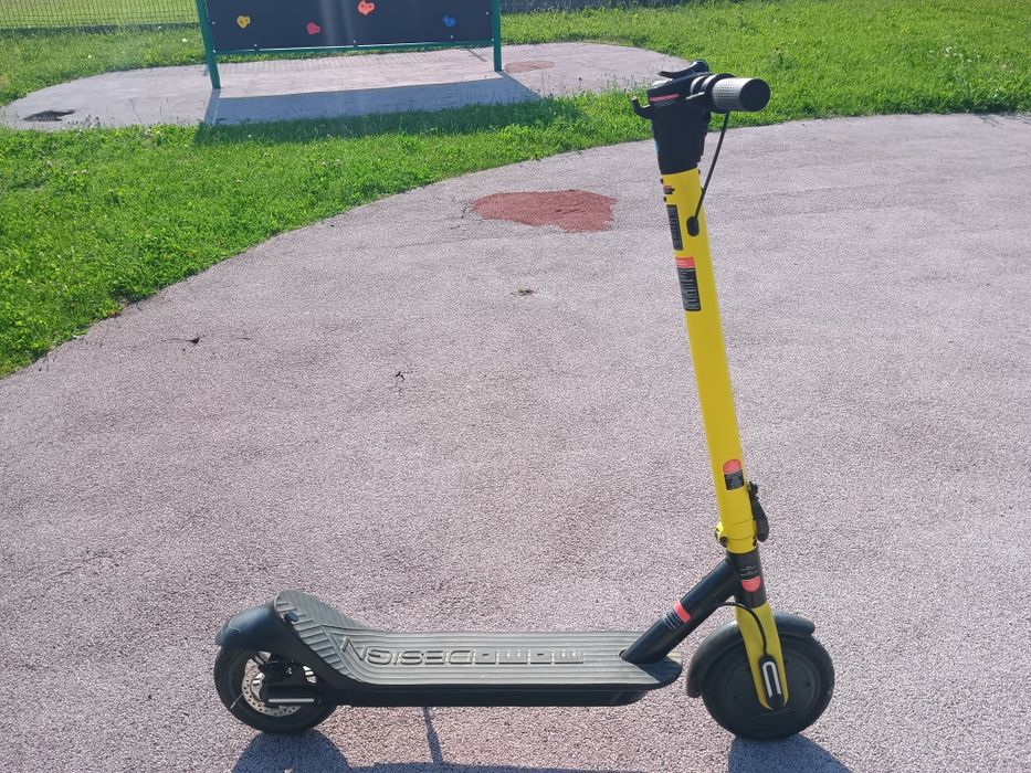 Hulajnoga elektryczna MoModesign
