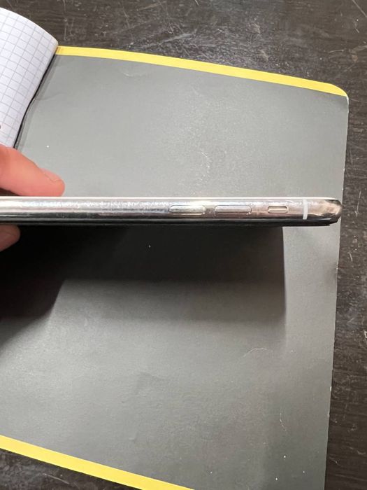 Iphone 10 x на 64g