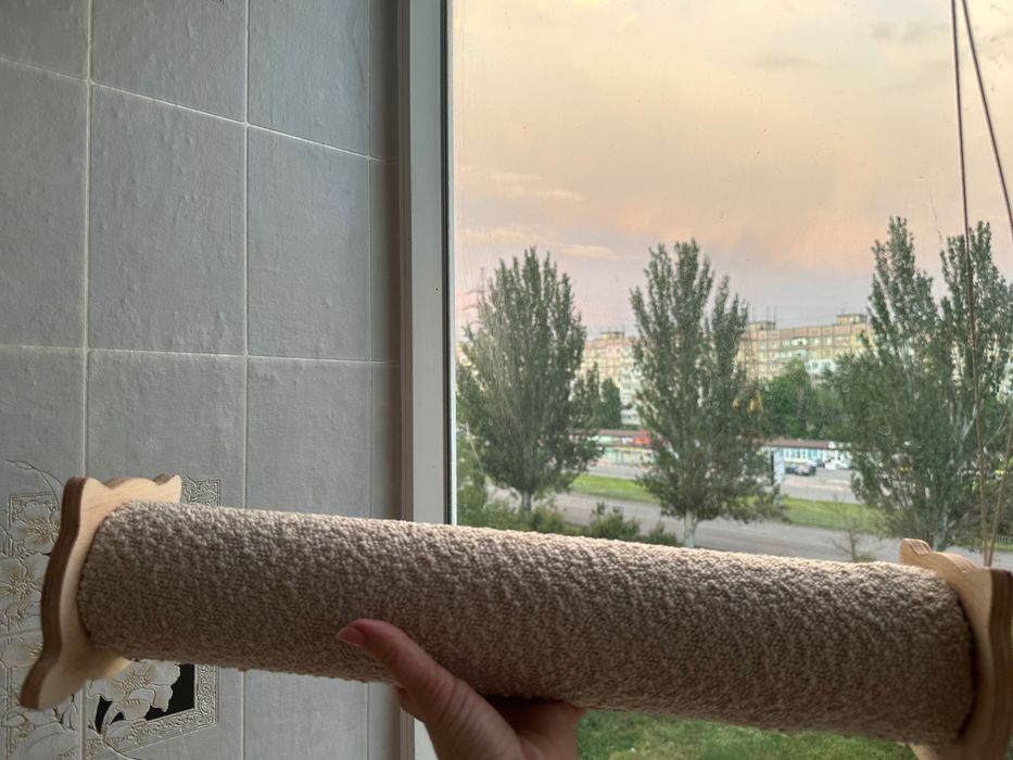 Кігтеточка підлогова