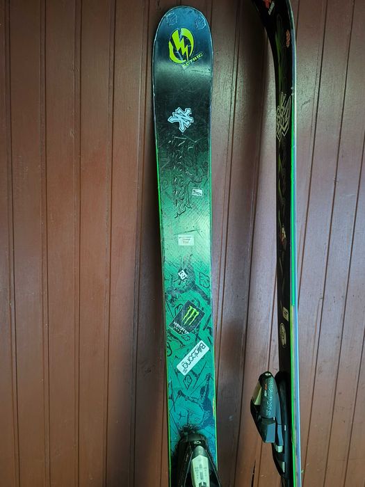 Narty freeride, freestyle K2