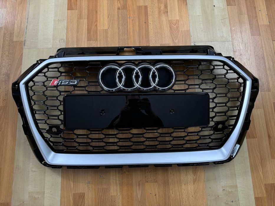 решетка радиатора А3 audi решотка а3 rs 8V Решітка ауді A3 8v 8В RS3
