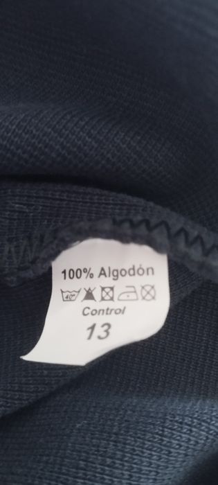 Vestido desportivo com carapuço