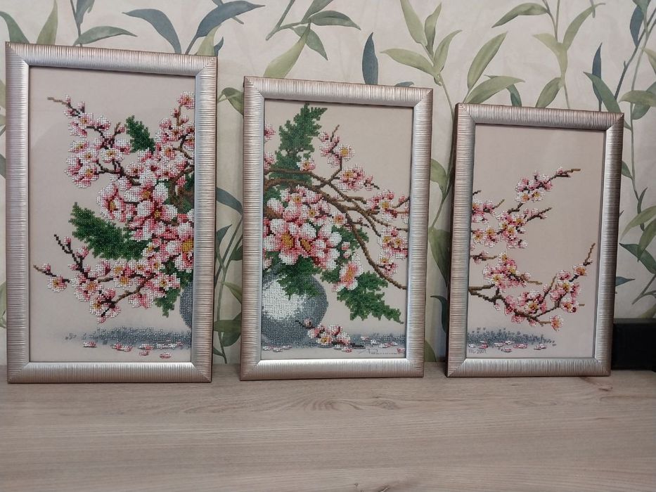 Картина бісером з рамкою