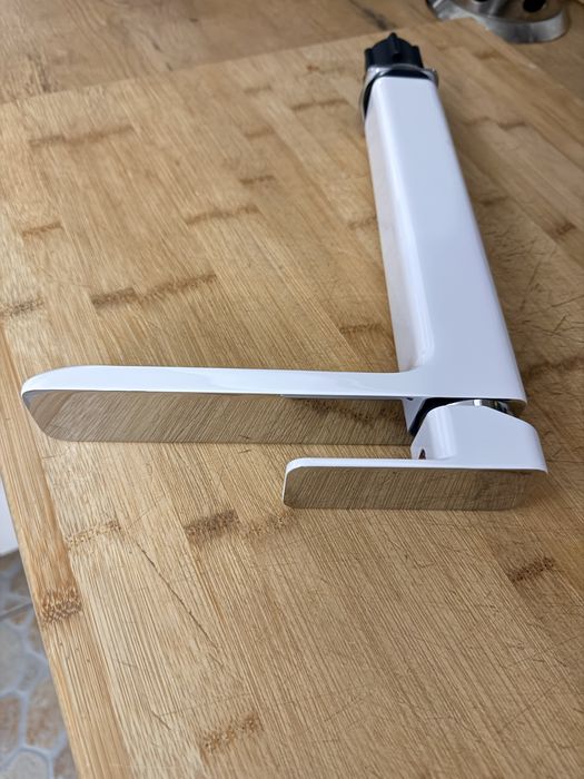 Kran  VALVEX remo  wysoki chrom/white