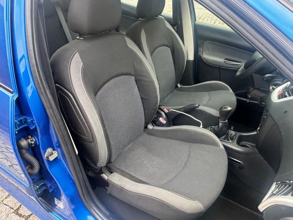 Peugeot 206 + 1.1 com 153mil Klm 2009