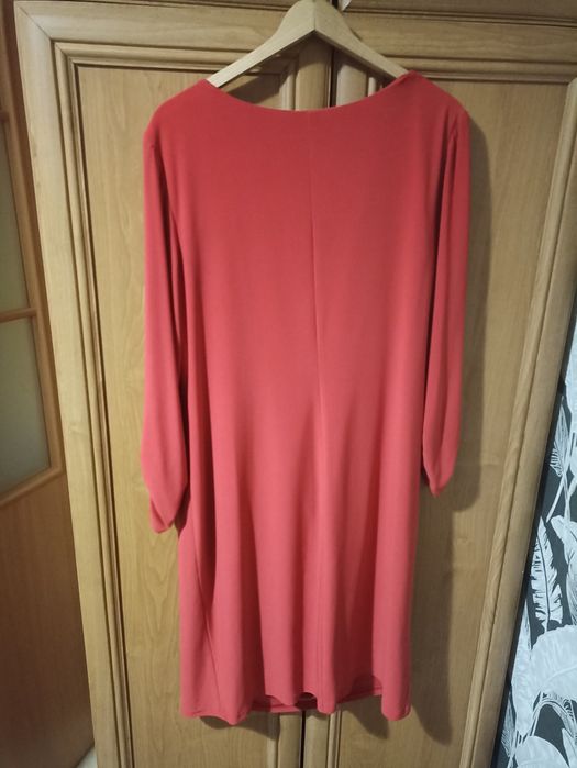 Sukienka wieczorowa czerwona r. 46