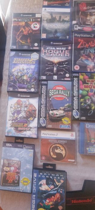 Retrô Jogos e acessórios.