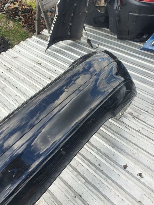 Бампер задній w204 c-class c220 c250 седан колір 040