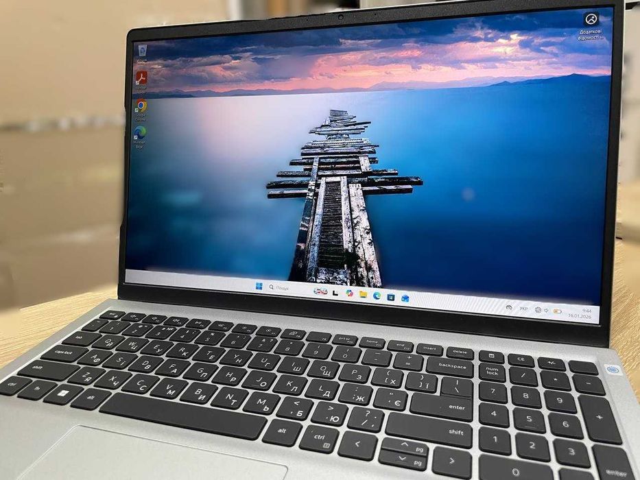 Ноутбук Dell 15 Laptop (DC15250RPLU012UA_UBU) Platinum Silver