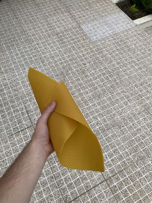 Cera de abelha moldada