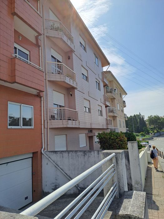 T 2 Gondomar centro garagem individual
