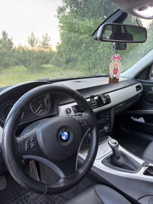 BMW E91 316d LCI 2012