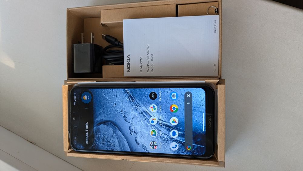 Телефон Nokia C210 TA-1584 3/32GB