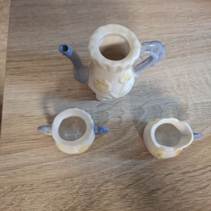 Zestaw miniaturowy PRL z porcelany