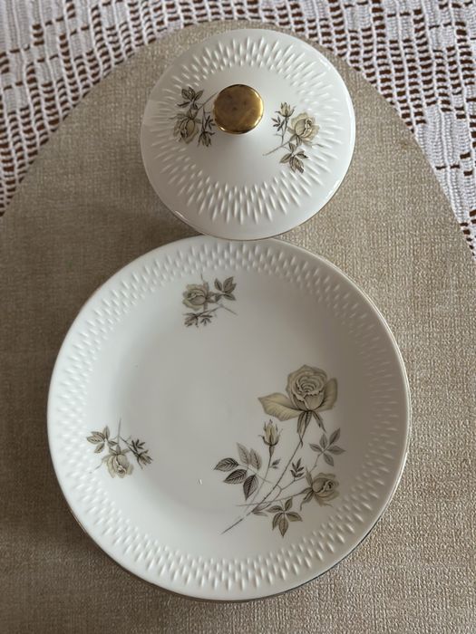 Zestaw porcelanowy EDELSTEIN  Talerzyki + cukiernica