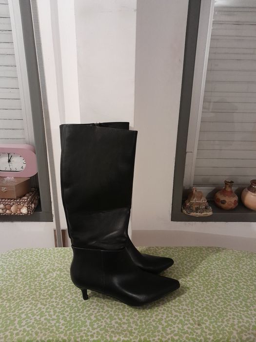 Vendo Botas de Senhora SHEIN muito bonitas como novas