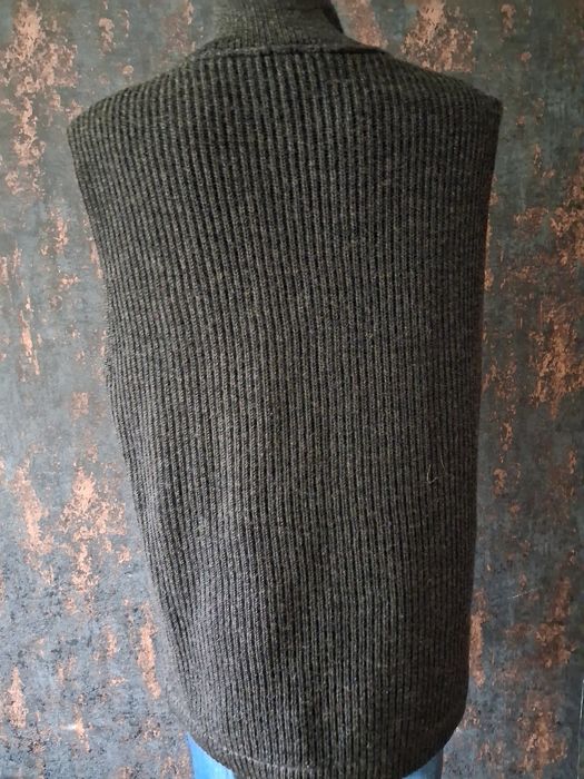 Wełniana ciepła Kazimierza męska rozmiar L . Filippa K