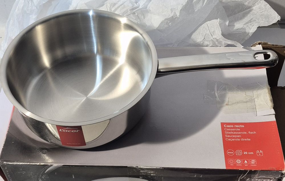 WYPRZEDAŻ rondel 2,5 l  , 20cm Lacor