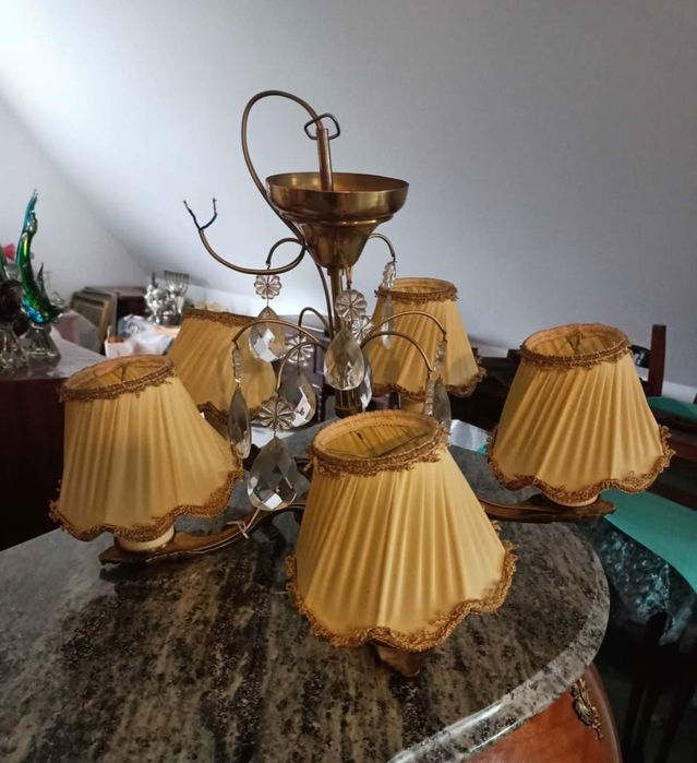 Żyrandol mosiężny