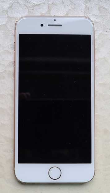 iPhone 8, 64GB kolor różowe złoto - używany