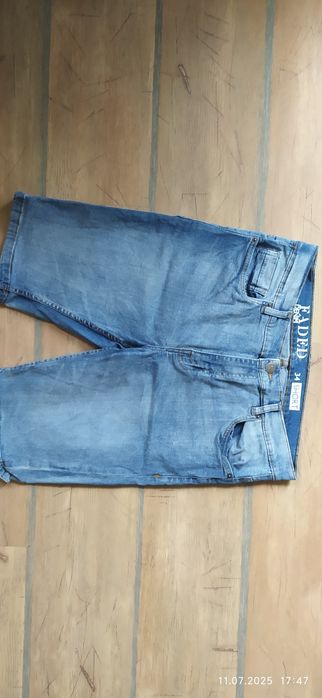 Krótkie spodenki jeans