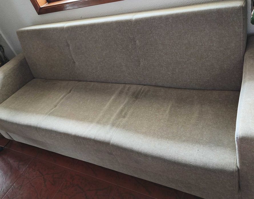 Sofá cama em tecido chenille