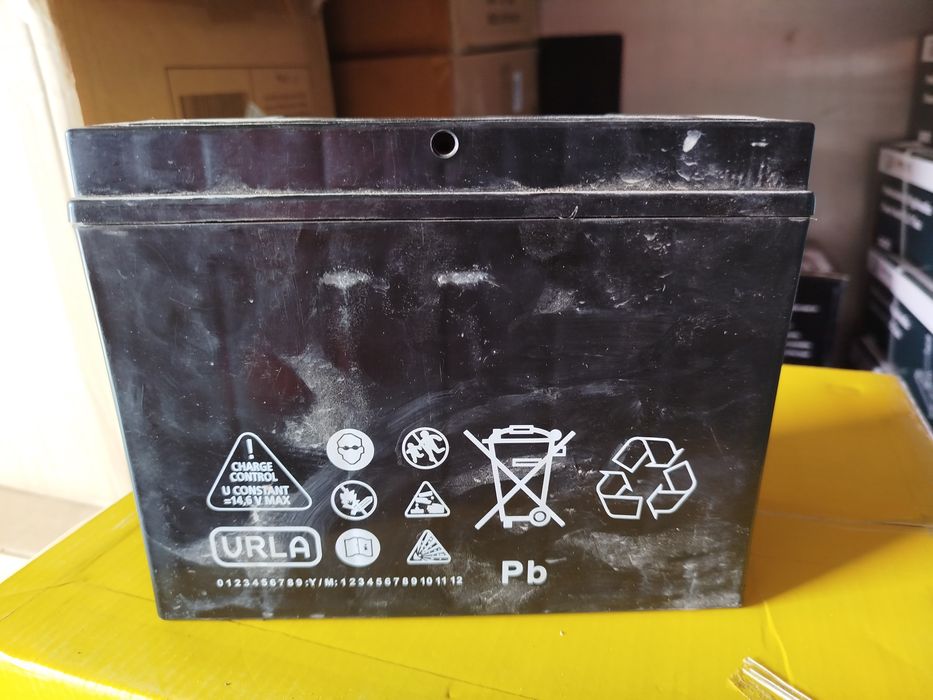 Акумулятор Exide AGM 12-23 (21Ah 350A) для BMW i3 / Мото • 2022 рік