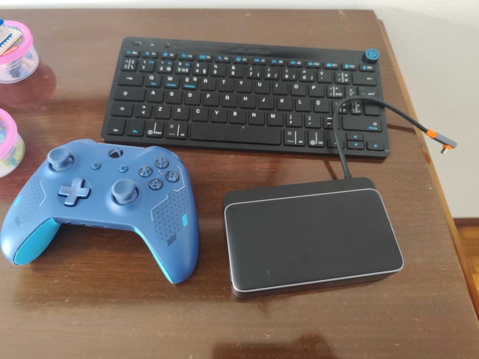 Tablet a mais uns equipamentos