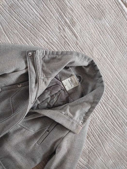 House szary płaszcz na zimę S 36 na pikowanej podszewce ocieplany