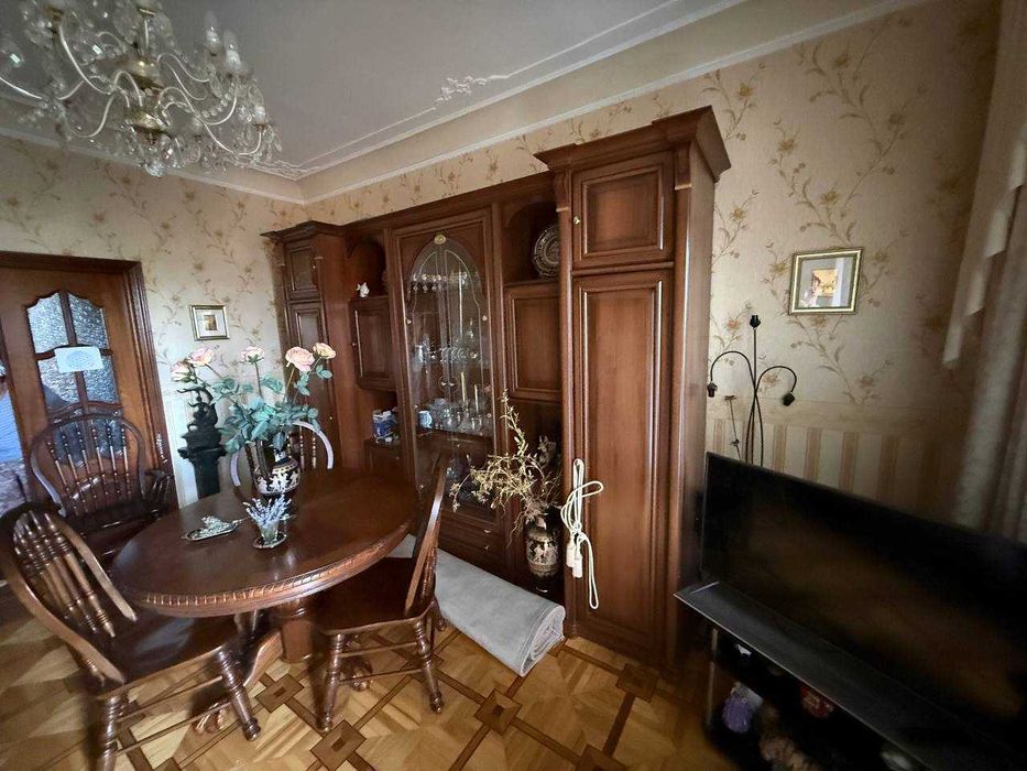 Продаж 3-кімнатної квартири вул. Г.Кондратьєва - More