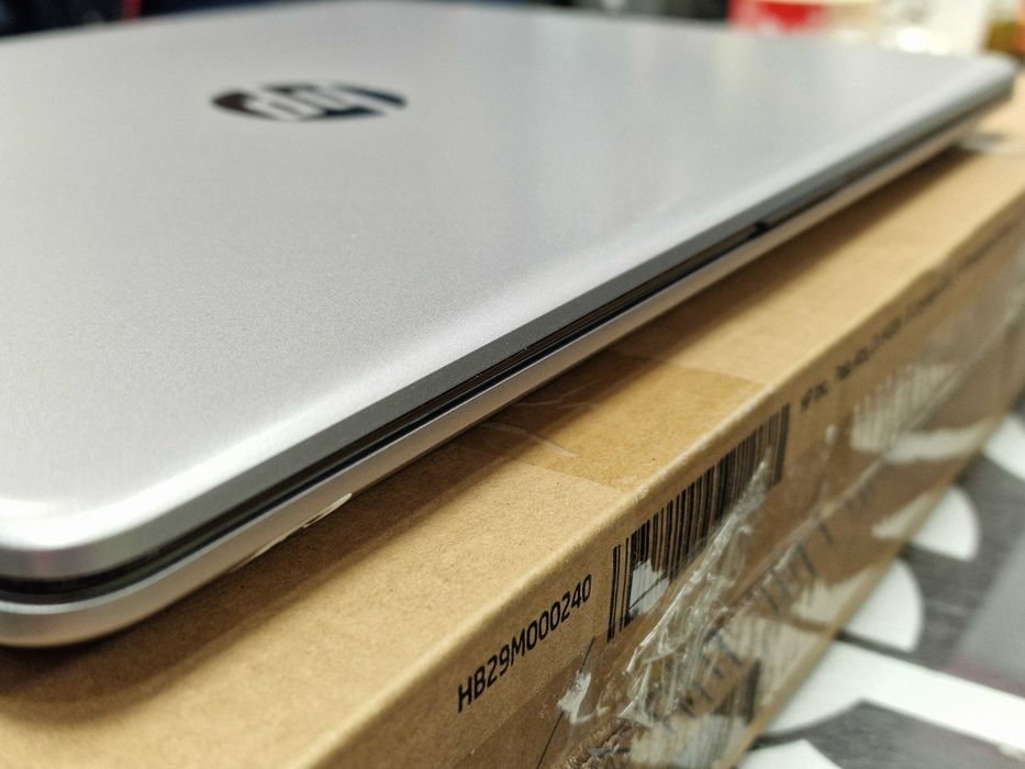 HP 250 G9/ i3-1215u/ 16GB/ 256GB/ 15.6 FHD 60Hz/ Win11/ Grade A