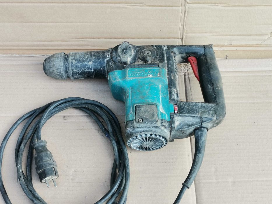 Makita HR3000C młotowiertarka