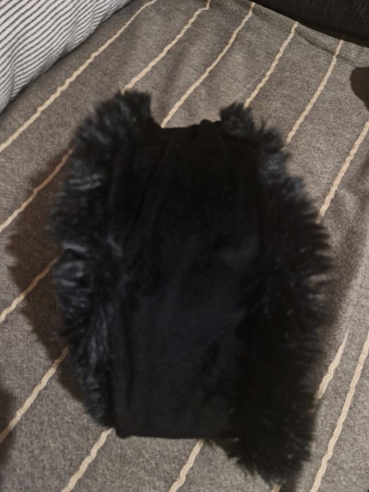 Cachecol e  gola de pele artificial