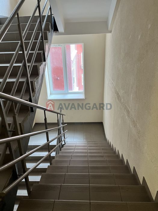 Продам 4-комнатную квартиру в центре Днепра