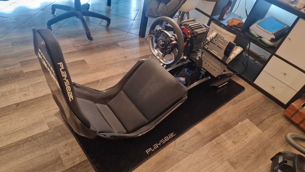Fanatec DD PRO+shifter + Playseat F1