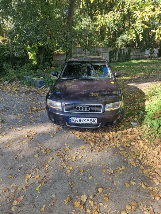 Audi a4b6 2001год.