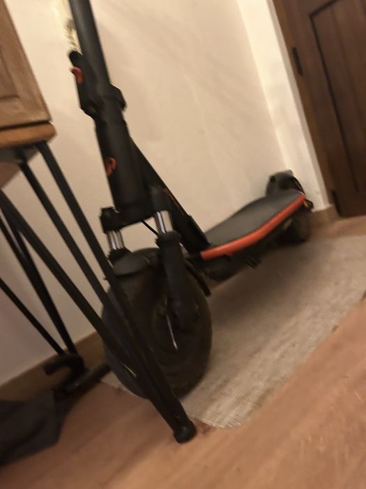 Trotinete 50 km como nova