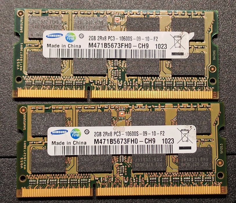 Pamięć RAM SAMSUNG 2x2GB 1333 MHz M471B5673FH0-CH9 (DDR3, PC3-10600S)