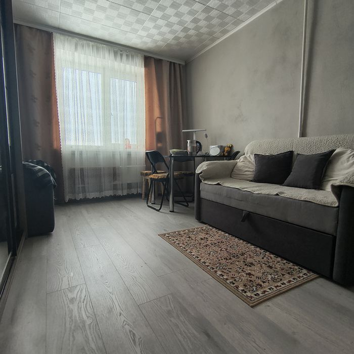 Кімната з ремонтом на І.Гонти